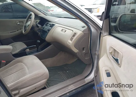 1998 Honda Accord Lx из США, поврежденный, VIN 1HGCG5646WA140767